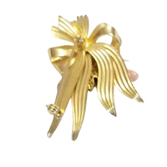 Vintage Gold Tone Brooch with Pink & Green and Faux Pearl Cabochon - Picture 3 of 7